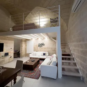 Antica Cisterna Di , Lecce Italia
