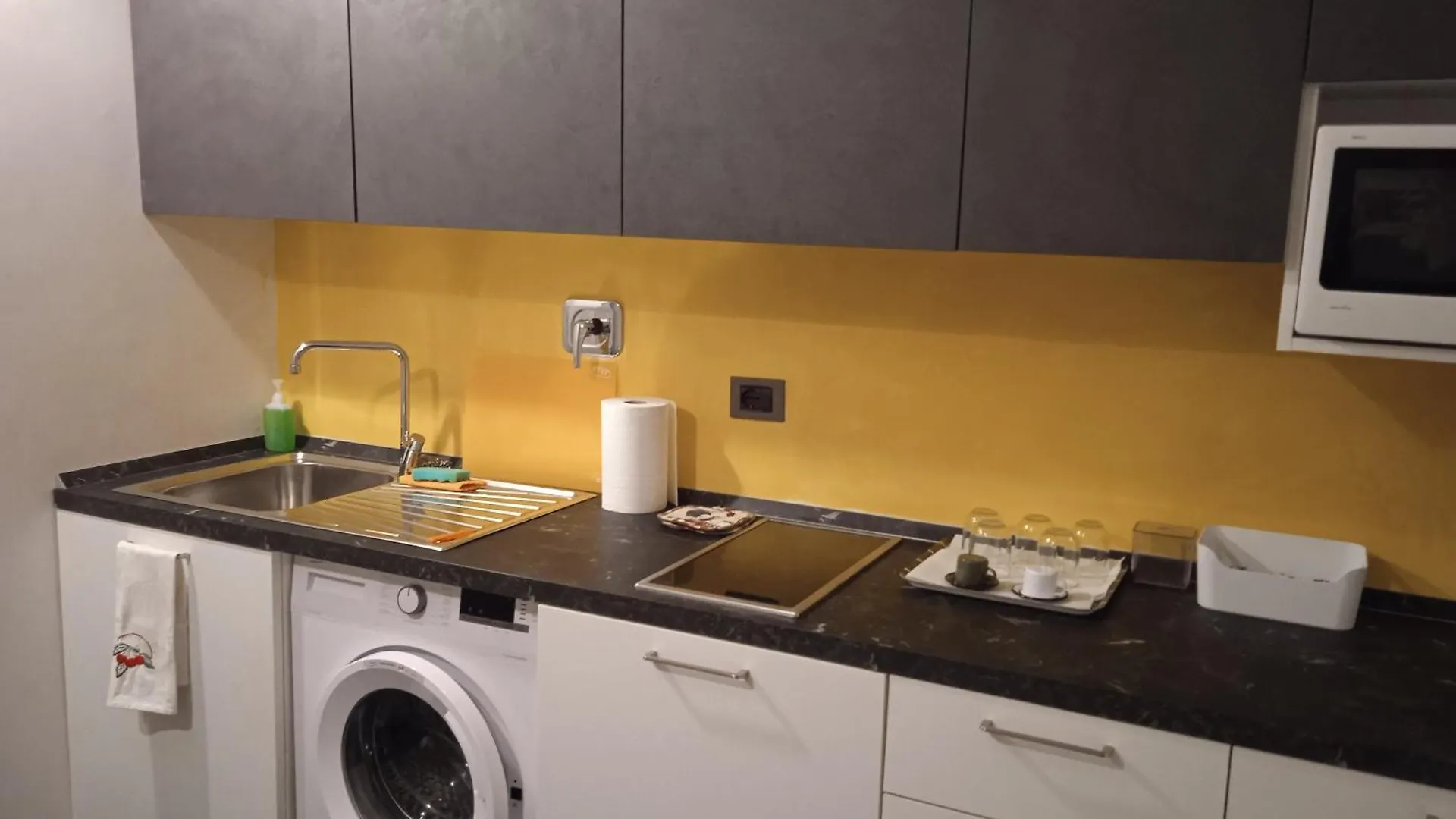 Apartment Maison Saragozza Bologna Italy