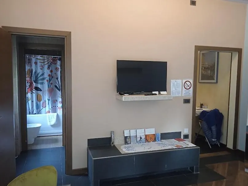 Maison Saragozza Bologna 0*,